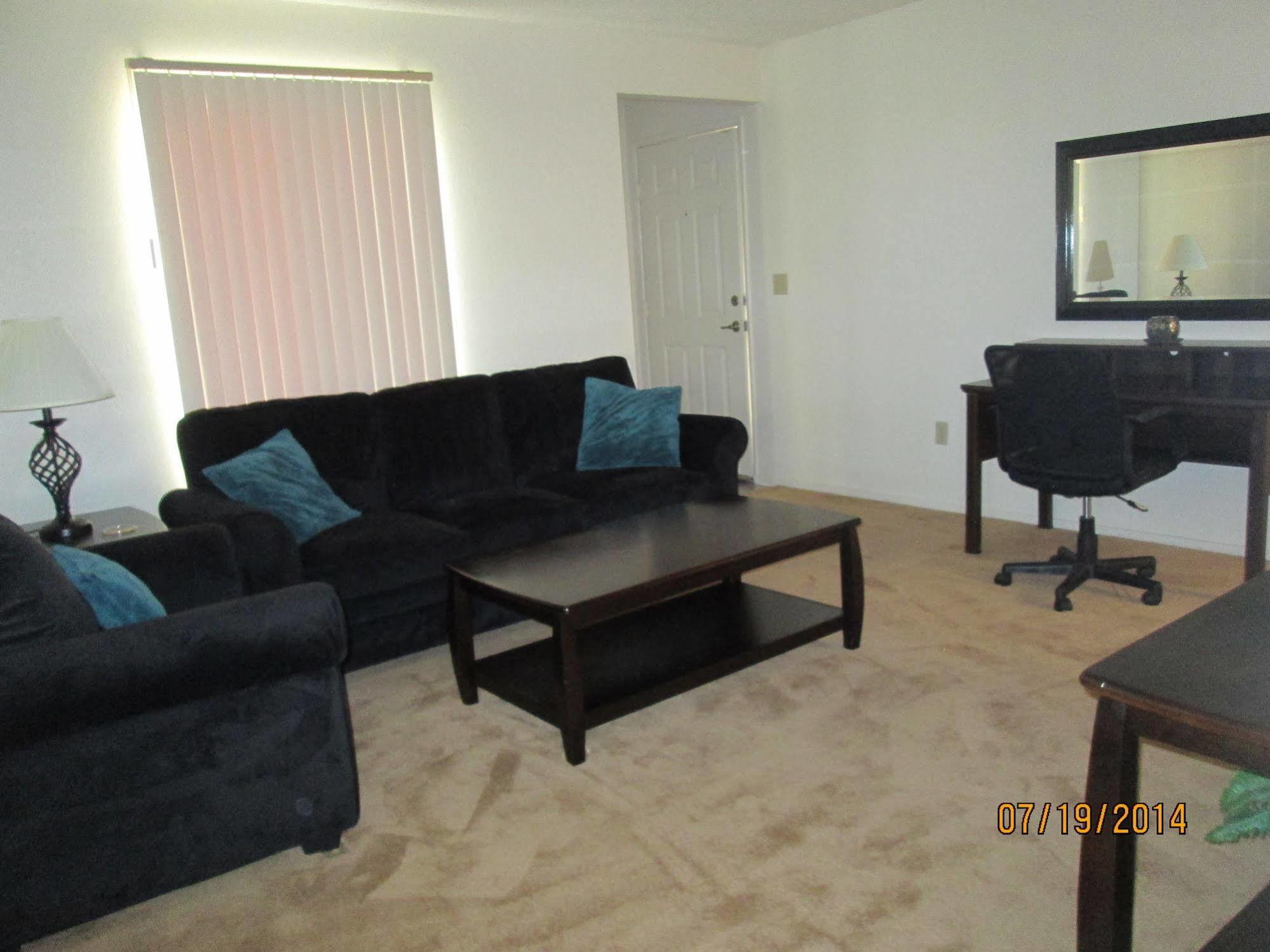 Whispering Meadows Apartments Bakersfield Exterior photo